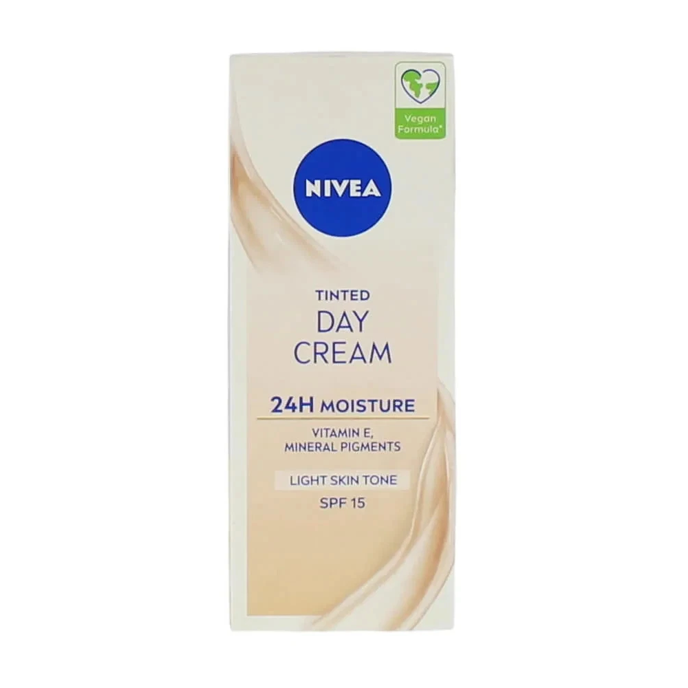 Nivea Tinted Day Cream 24h Moisture Light Skin Tone SPF15 50ml 