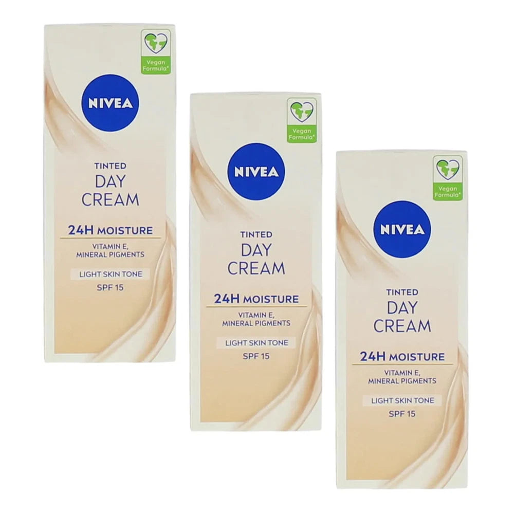Nivea Tinted Day Cream 24h Moisture Light Skin Tone SPF15 50ml